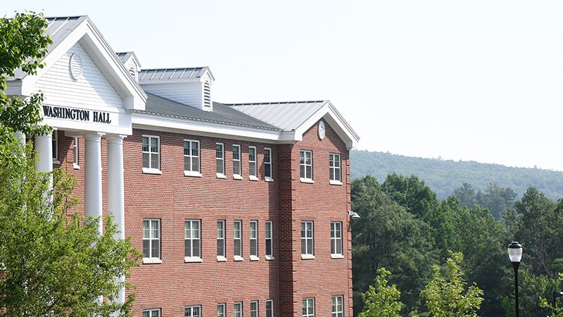 Washington Hall at SNHU Campus